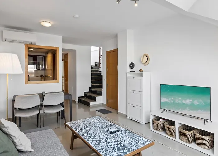 Apartamento Sunny Penthouse By Costarentals - Ref 212 *